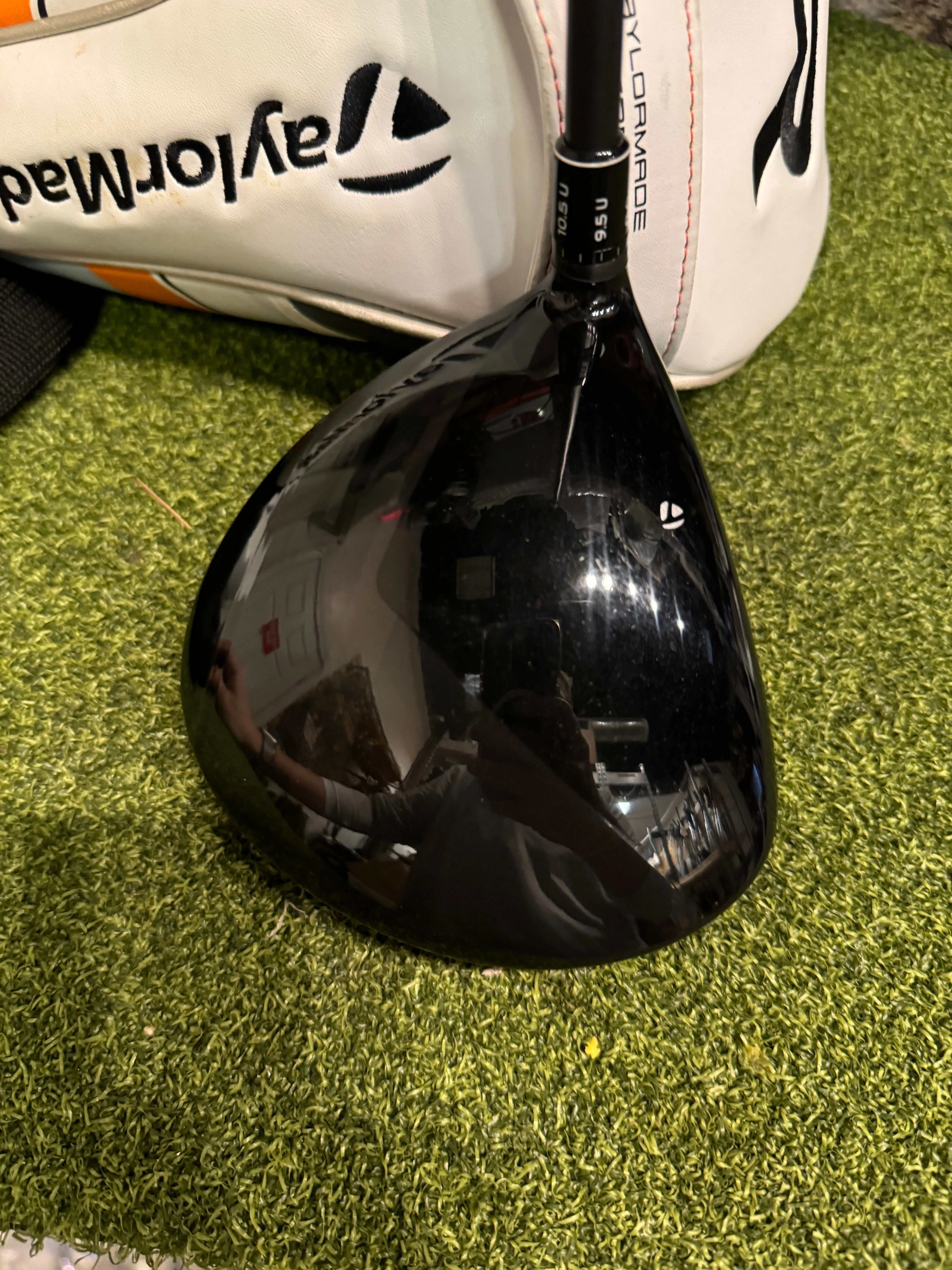 TaylorMade R1 10.5* Driver, RIP Phenom Stiff Flex, RH