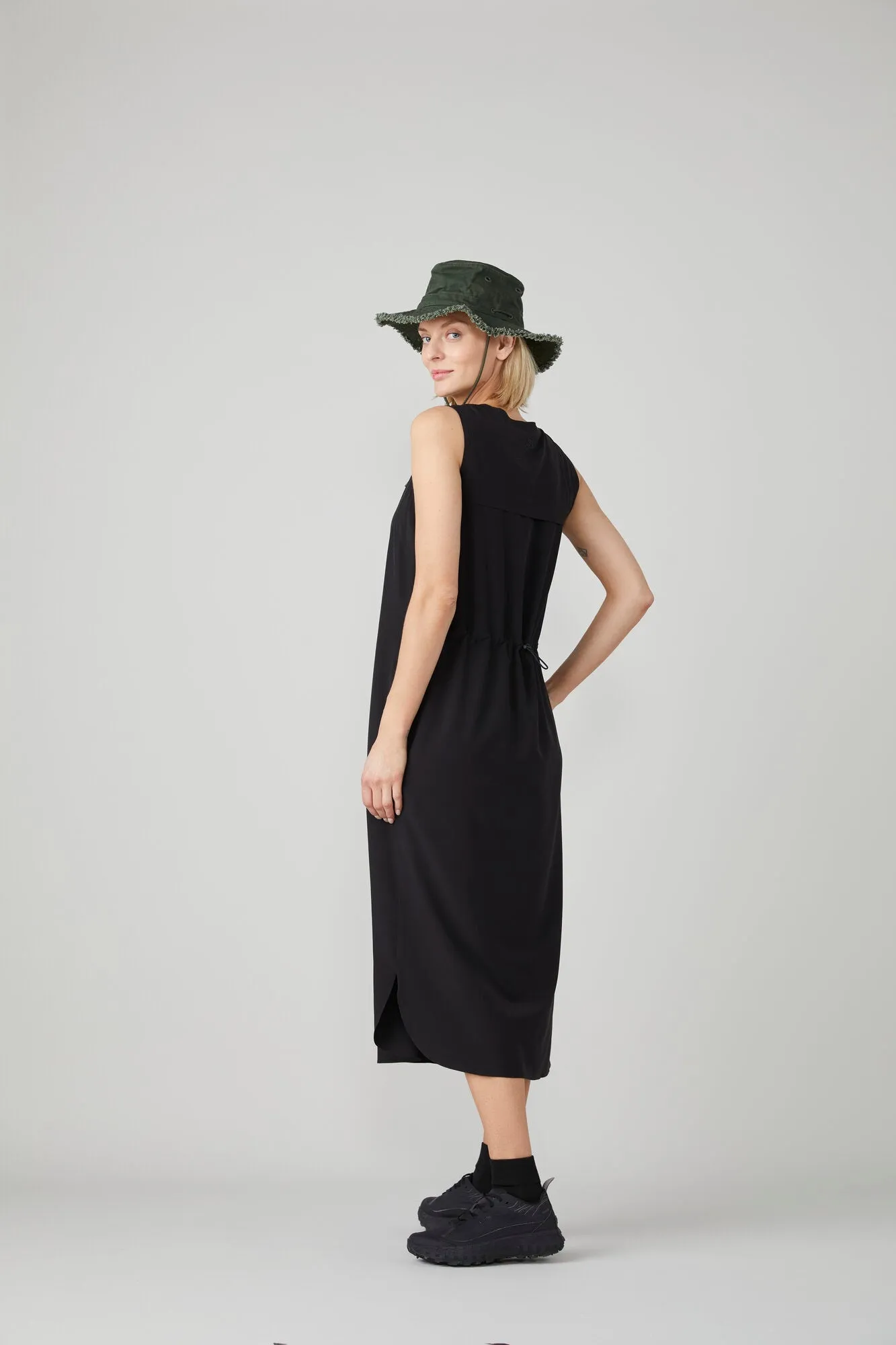 Tech Slk Midi Dress