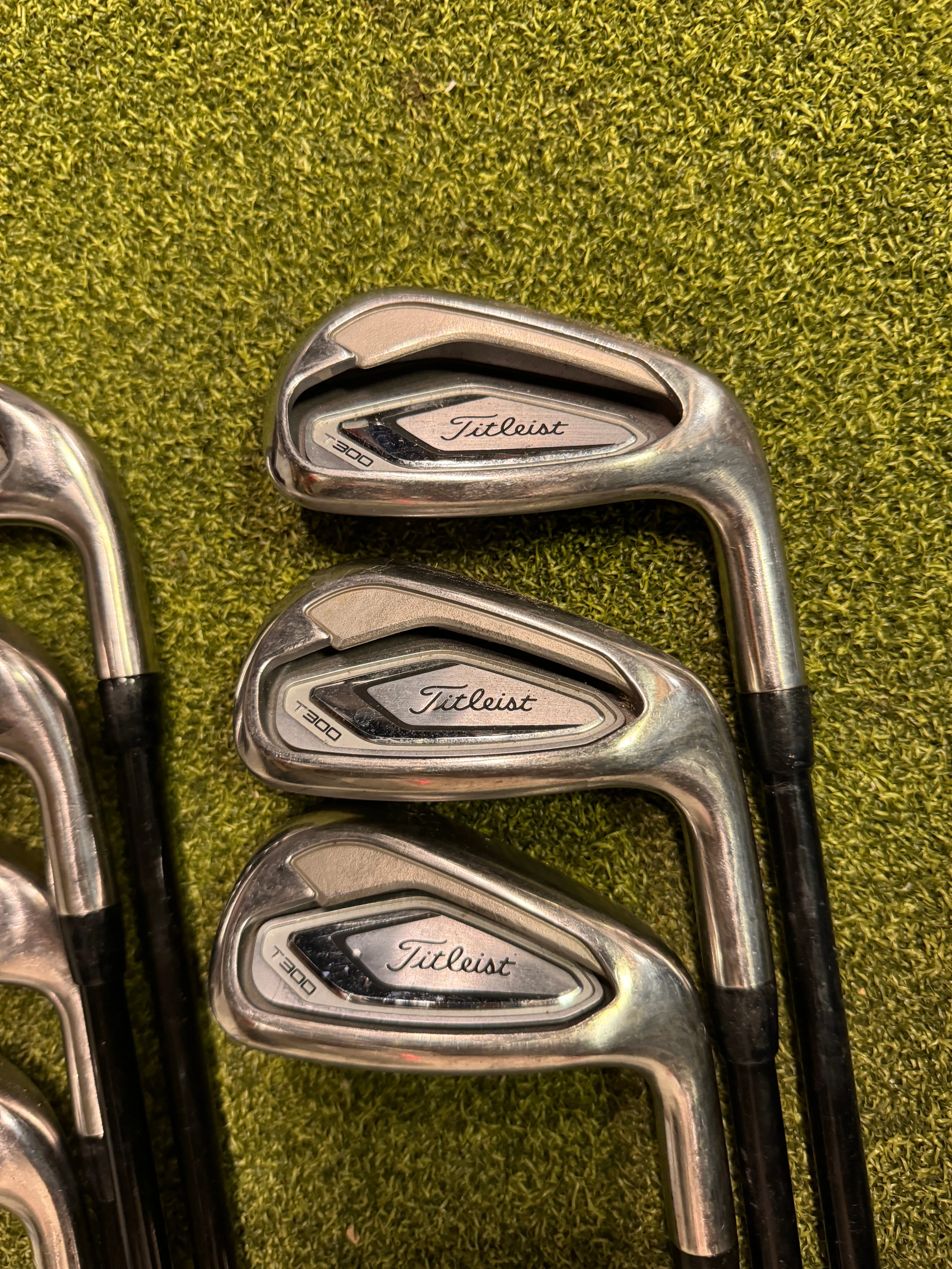 Titleist T300 5-GW Iron Set, Tensei Red Regular Flex, RH