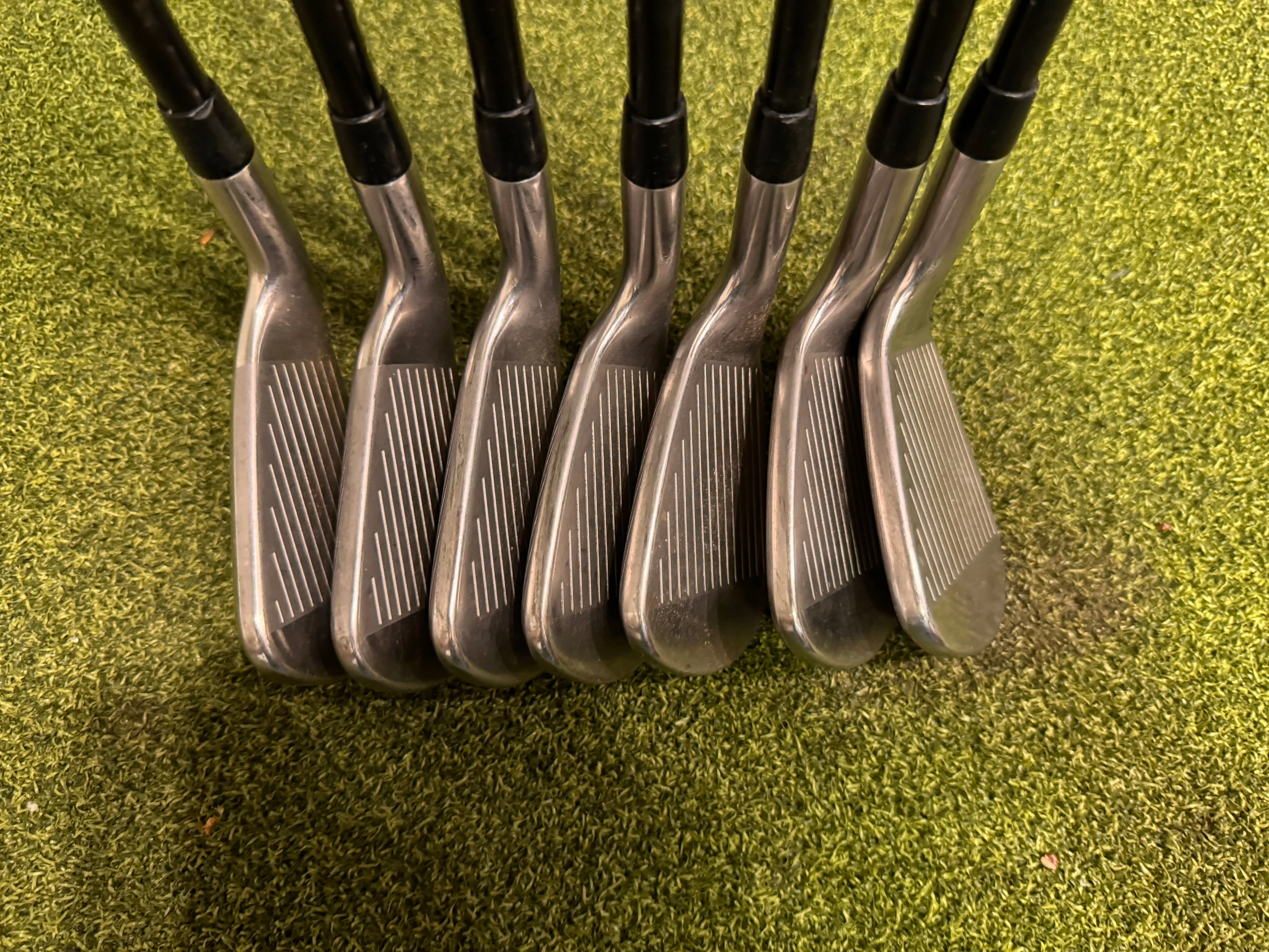 Titleist T300 5-GW Iron Set, Tensei Red Regular Flex, RH