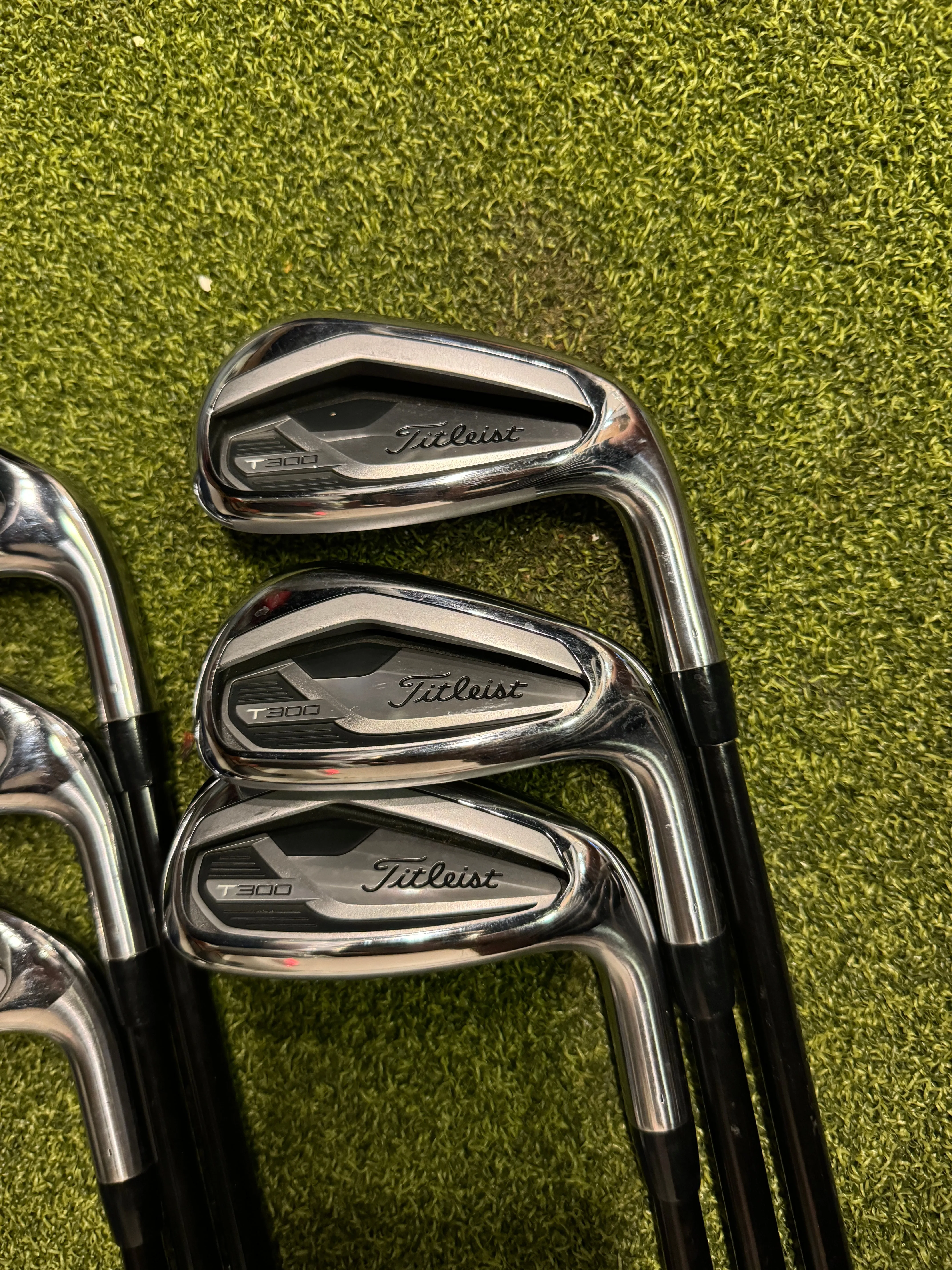 Titleist T300 6-PW & 48* Iron Set, Tensei Red Regualr Flex, RH